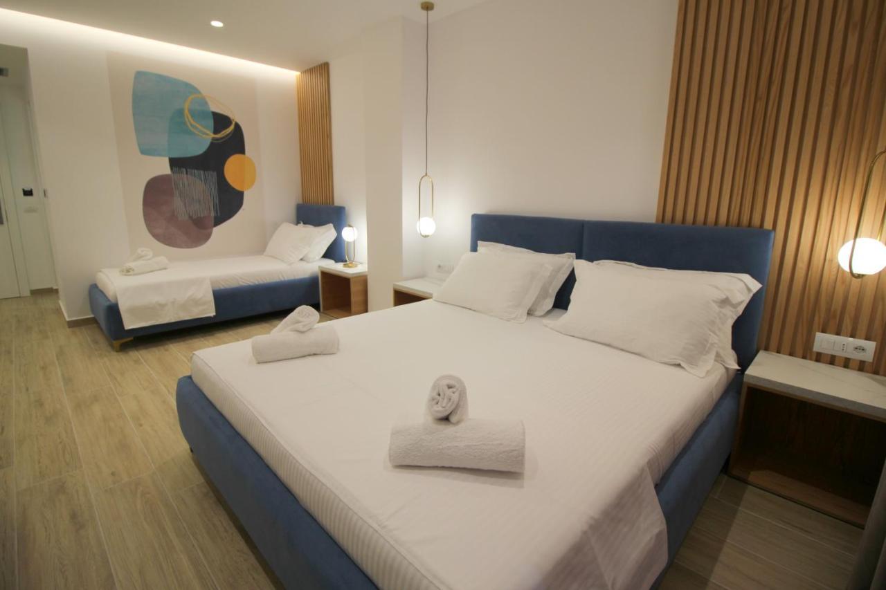 Julia Hotel Sarandë Buitenkant foto
