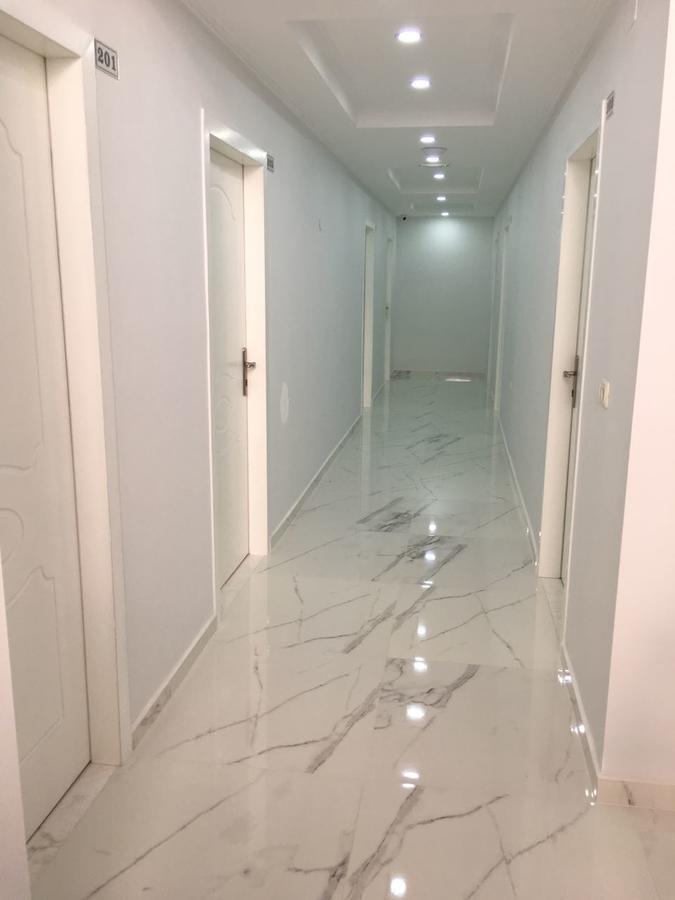 Julia Hotel Sarandë Buitenkant foto
